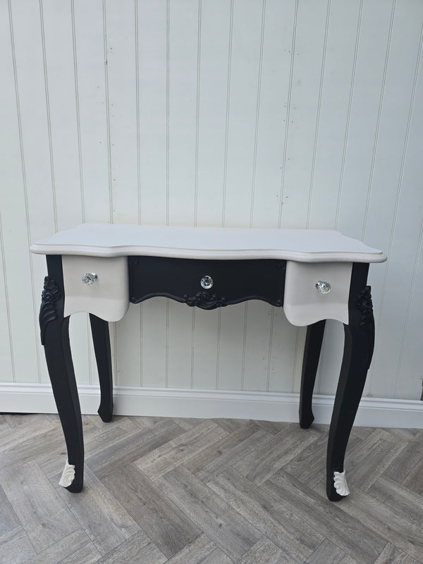 Upcycled Vanity Table